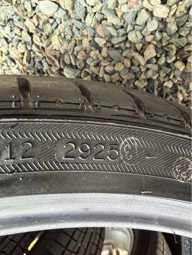 【値下げしました！】タイヤ 19インチ 225/35r19