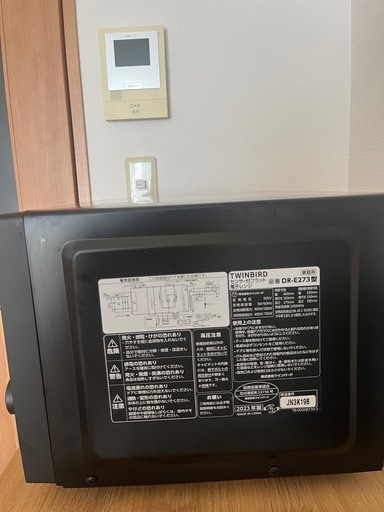 [美品] TWINBIRD DR-E273 2023年製電子レンジ