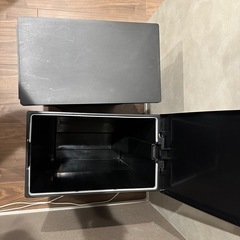ゴミ箱の画像
