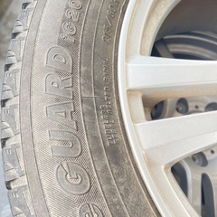 ✨激安 ✨ ホイル付きスタッドレスタイヤ4本　　マット車収納用品　カーシートバック収納バッグ　アニメDVDまとめキャンプ用品 テント 3～4～人用 テント、写真以外納用品差し上げます、　の画像