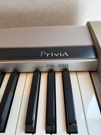 電子ピアノ　Privia PX-100