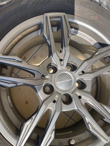 Goodyear タイヤ　