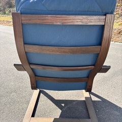 IKEA ポエング POÄNG パーソナルチェア 北欧 椅子 リクライニング 木製の画像