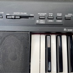 ヤマハ 電子キーボード ピアノ NP-30 足付きの画像