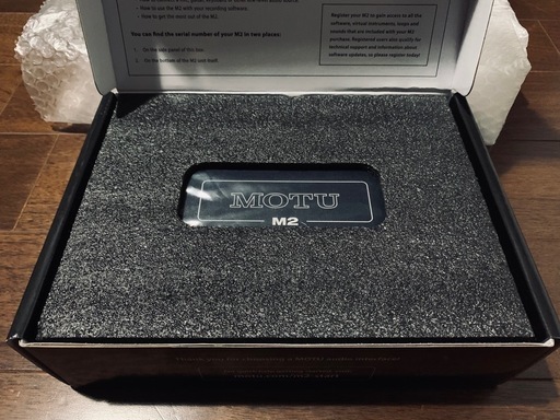 MOTU M2 2-in/2-out USB オーディオインターフェイス