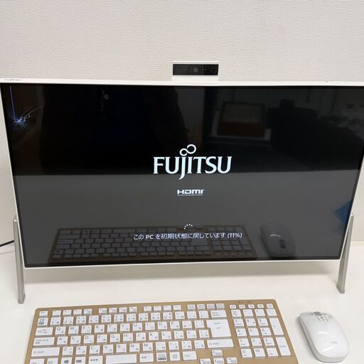 富士通 FUJITSU パソコン FMVF70E1W Core i7/8565U 32GB 1TB/1TB Windows 11 一体