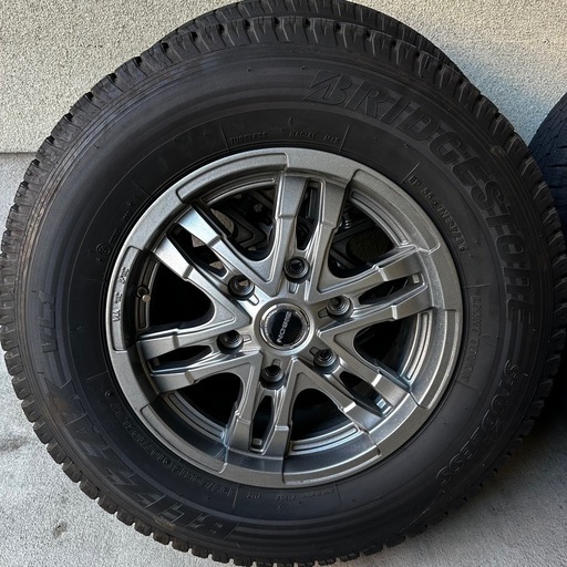 ハイエース　アルミホイール　15×6J 4本