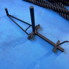 トレーニングロープとアームレスリング機の画像