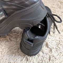 黒　厚底　スニーカー　ダッドスニーカー　22.5 センチの画像