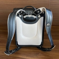 【大峽製鞄】三越伊勢丹モデル 黒ランドセル／A4対応／定価5〜6万円の画像