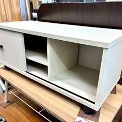 テレビ台 ホワイト ローボード キャスター付 中古 家具 買取 引取 の画像