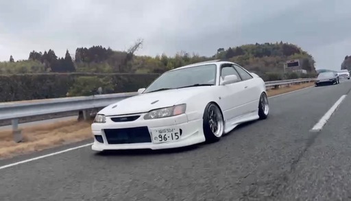 AE111 後期レビン 6速　 BZ-R ノーマルストラット換装　車検9年2月