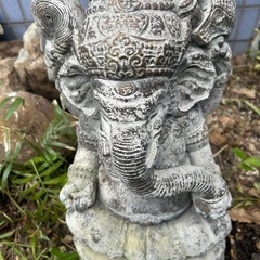 ガネーシャ・石像・置物（ガーデニングに最適）の画像