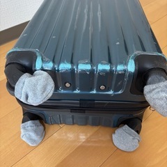 旅行用スーツケース
の画像