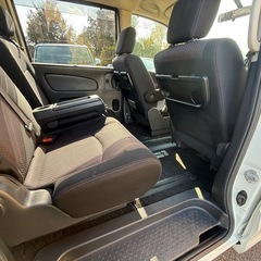 平成25年式/セレナハイウェイスター/4WD/両側スライドドアの画像