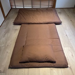 布団5点セット×5組の画像