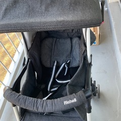 Richell ベビーカーの画像