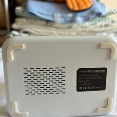 【ワイヤレス充電スタンド（マルチ高速充電）】の画像