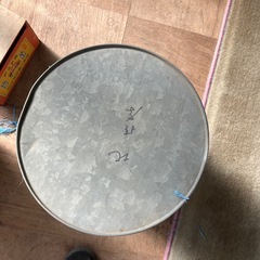 　お茶葉入れブリキ薬箱の画像