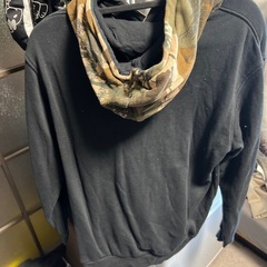 adidasのパーカー
の画像