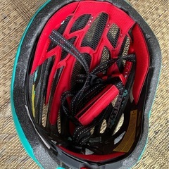【引き取り限定 中古】軽量　自転車 ヘルメット の画像