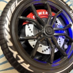 タイヤのラジコンの画像