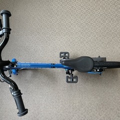 【室内保管】【美品】ストライダー14x ブルー　正規品/説明書付/ペダル装着/純正スタンド装着/キックバイク用パーツ有の画像