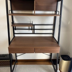 【本日引き取り歓迎】デスク、オフィスチェアセット　状態良好の画像