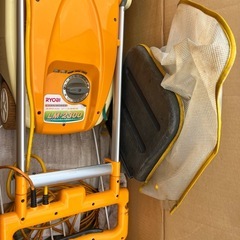 RYOBI 芝刈機の画像