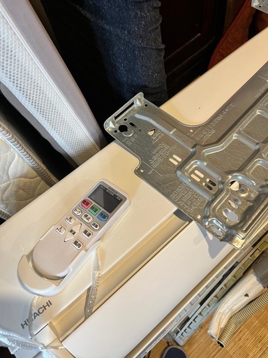 HITACHI エアコン　2020年製