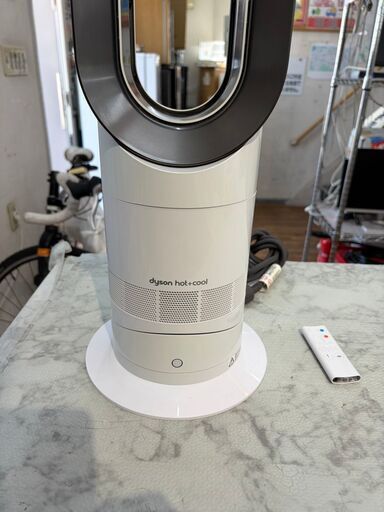タワーファン ダイソン Hot+Cool AM09 2019年 ファンヒーター 温風 冷風【安心の3ヶ月保証】?自社配送時?代引き可?