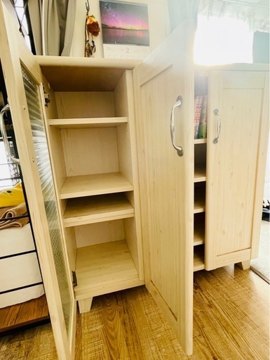 【お取引き中】木目★白★オシャレな扉付きキャビネット★子供部屋★姫系　