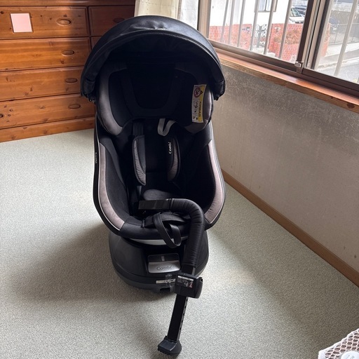 combi  チャイルドシート今月末まで。値下げしました