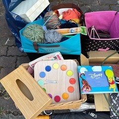 収納棚他雑貨
の画像