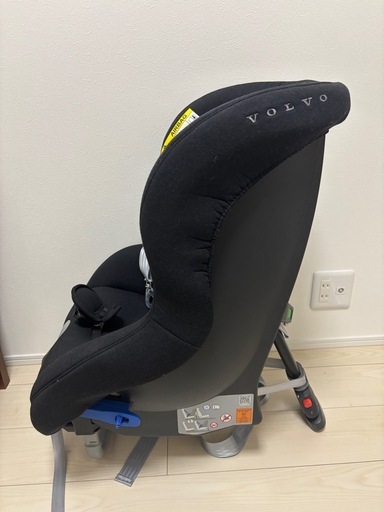 ボルボ 純正 後向きチャイルドシート 9〜25kg 9ヶ月〜6才
