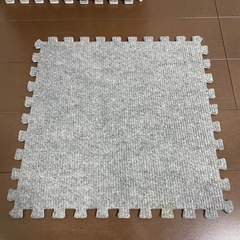 ジョイントマット　30cm×30cm 48枚　中古　ニトリの画像