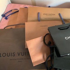 ブランド紙袋の画像