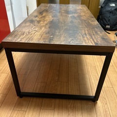 ニトリテーブルの画像