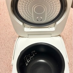 TOSHIBA IH炊飯器 RC-5XN 3合の画像