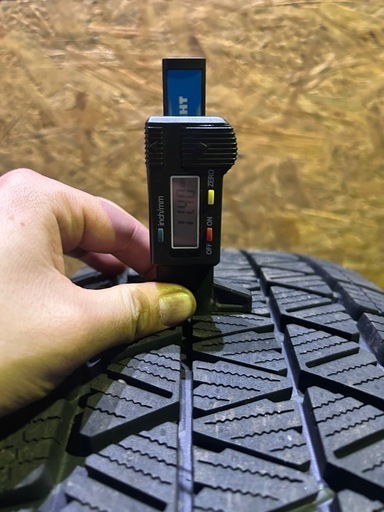 BS DMV3 225/60R18 21年