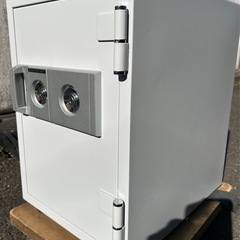 耐火金庫の画像