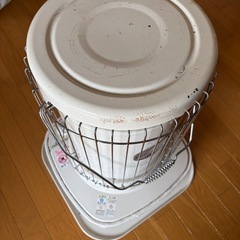 灯油ストーブの画像