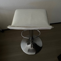 カウンターチェアの画像