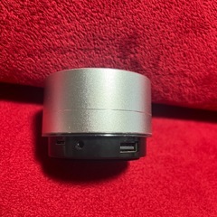ミニBluetoothスピーカー USB充電 コンパクトの画像