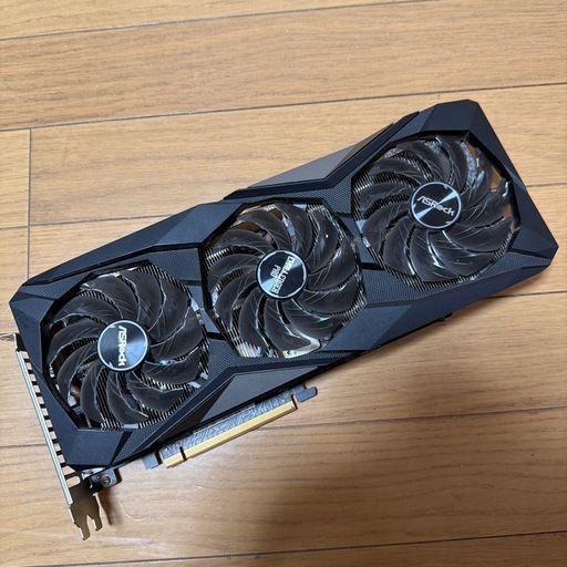 ASRock グラフィックボード 3ファン　RX6700XT