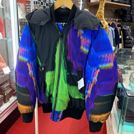 DIESEL ダウンジャケット　　260226NH-01