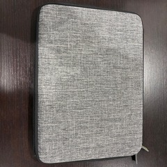 Simplismパソコンケース13インチの画像