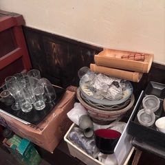 ワイングラスなど食器0円〜300円の画像