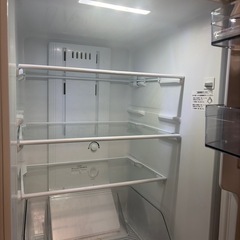 TOSHIBA 冷蔵庫　ホワイト　中古・美品の画像