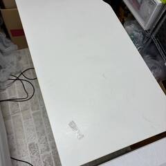 オフィスデスクホワイト　４台　取りに来ていただける方　お譲りいたします＊残り２台になりましたの画像